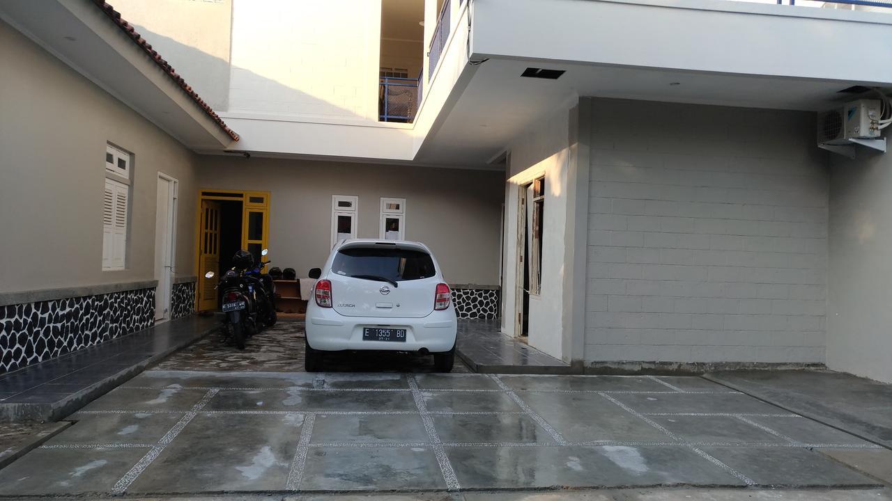 Hotel Roemah Kesambi Cirebon Exteriér fotografie